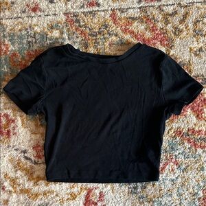 Wild Fable Women's Black Cropped Tee